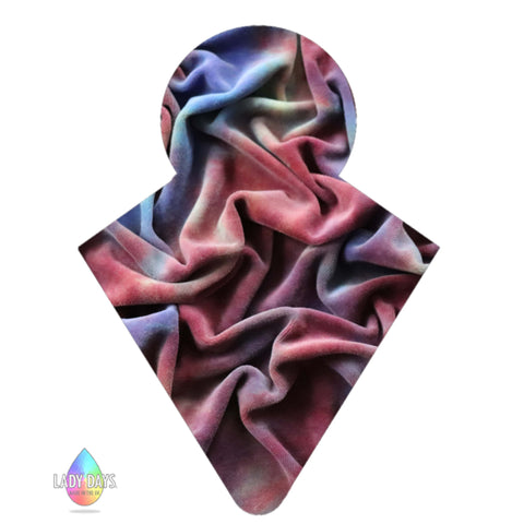 LADY DAYS CLOTH MENSTRUAL PADS TOPPED WITH HAND DYED COTTON VELOUR IN MAROON GLOW